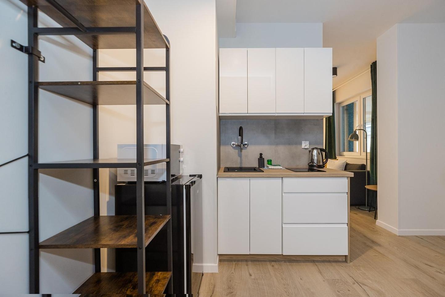 Lineburg Villa Apartments Варшава Экстерьер фото
