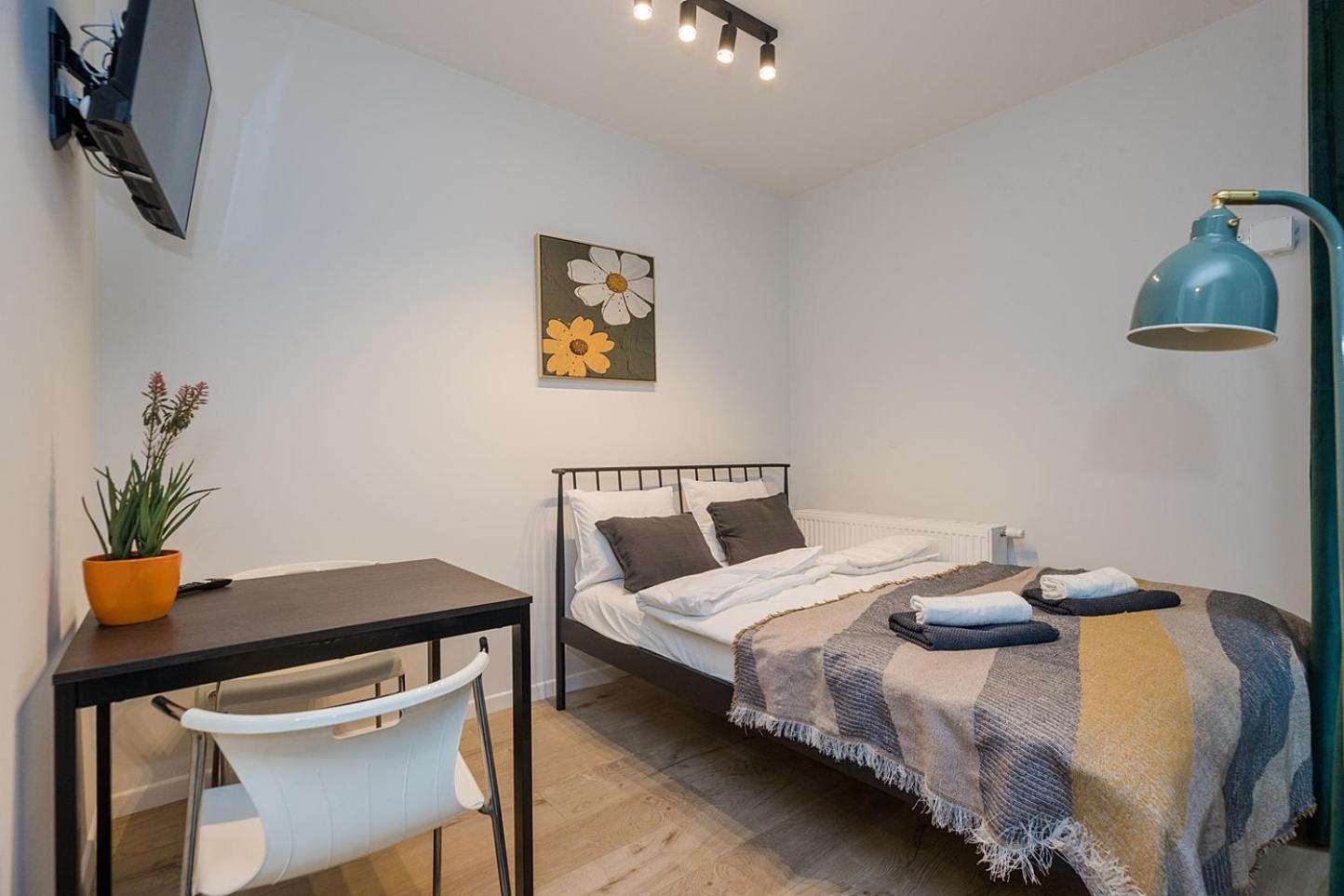 Lineburg Villa Apartments Варшава Экстерьер фото