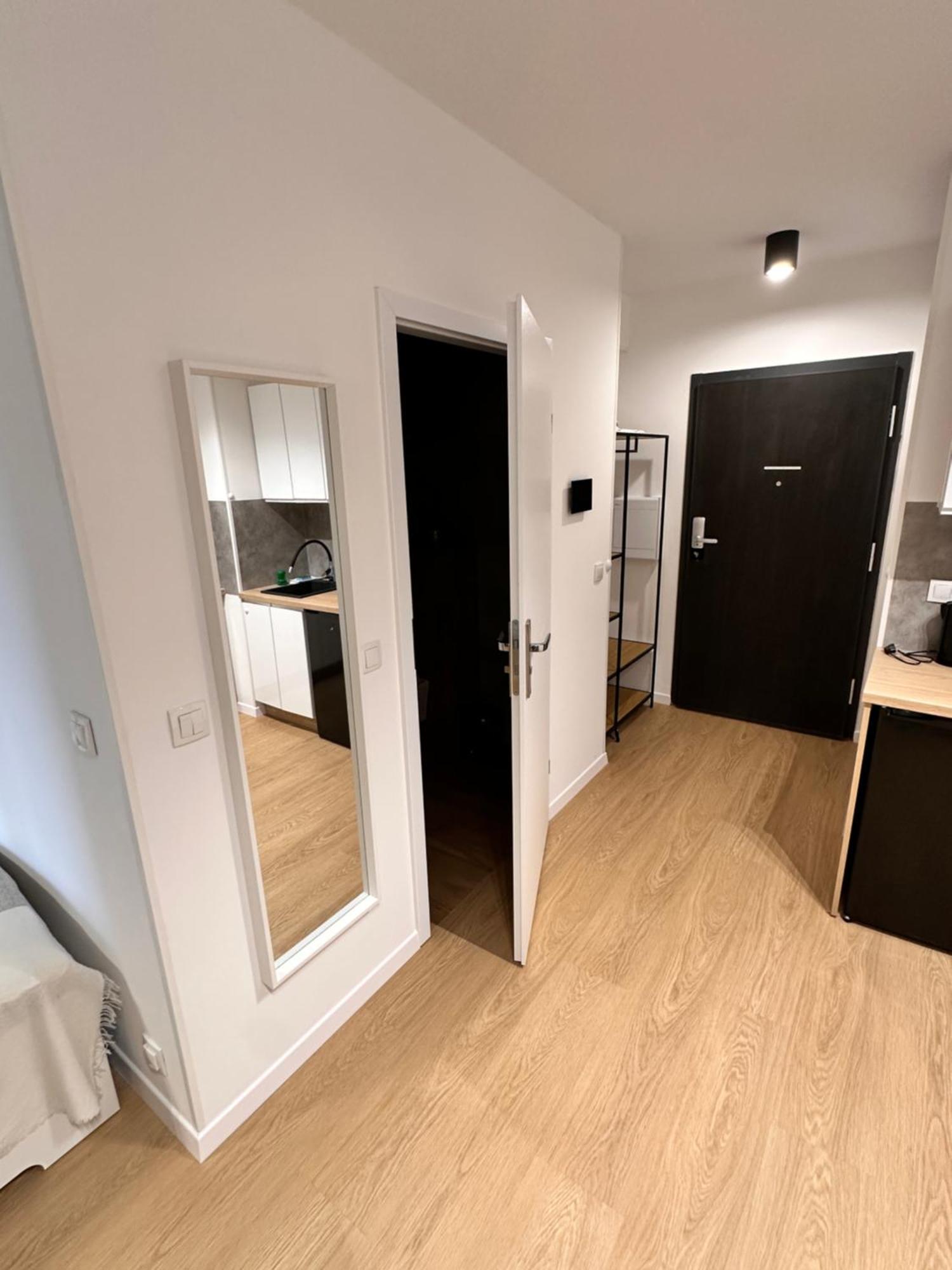 Lineburg Villa Apartments Варшава Экстерьер фото