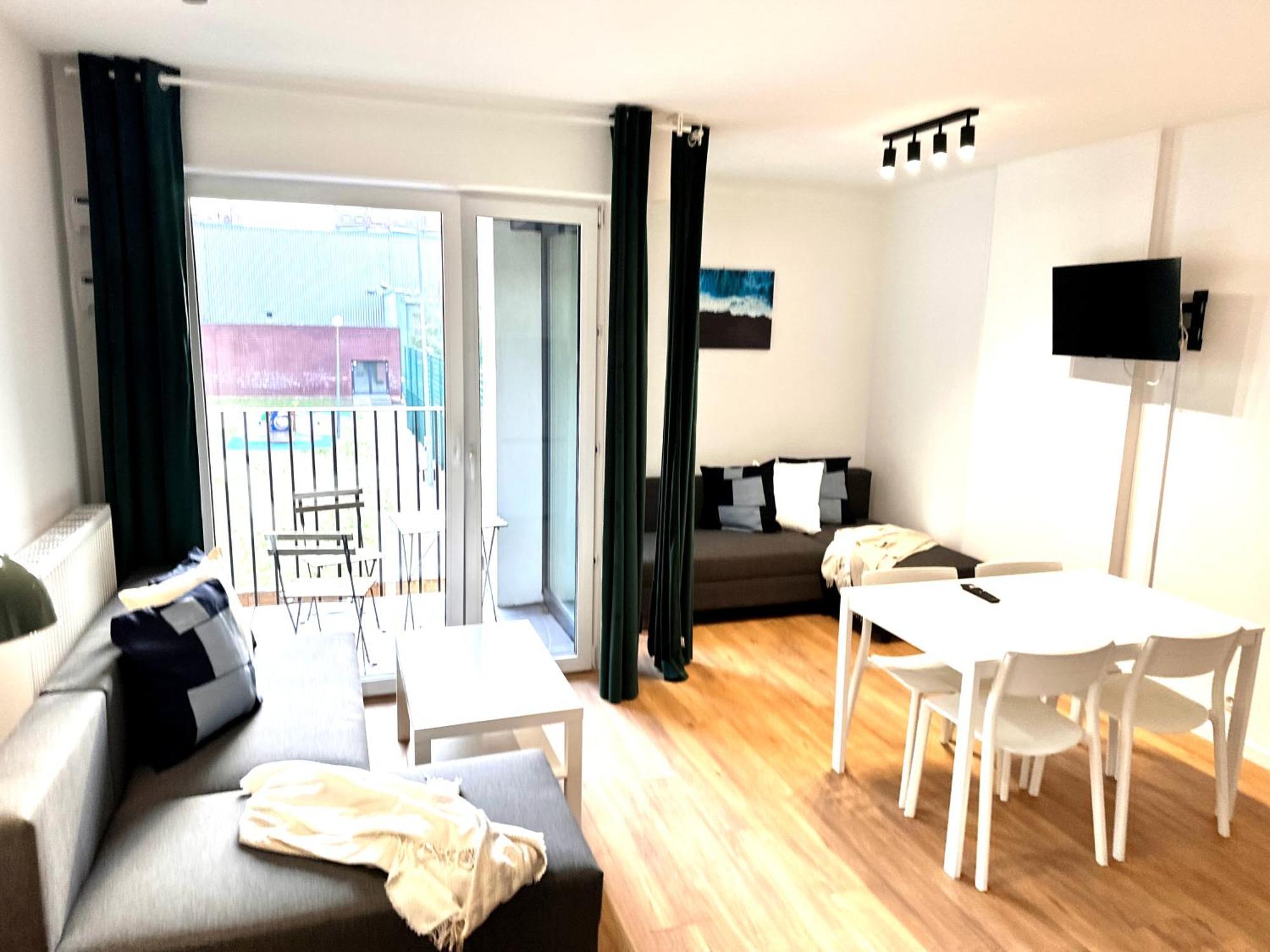 Lineburg Villa Apartments Варшава Экстерьер фото